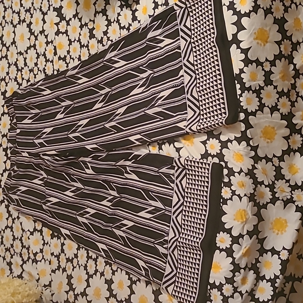 New York and Company wide leg Trousers.